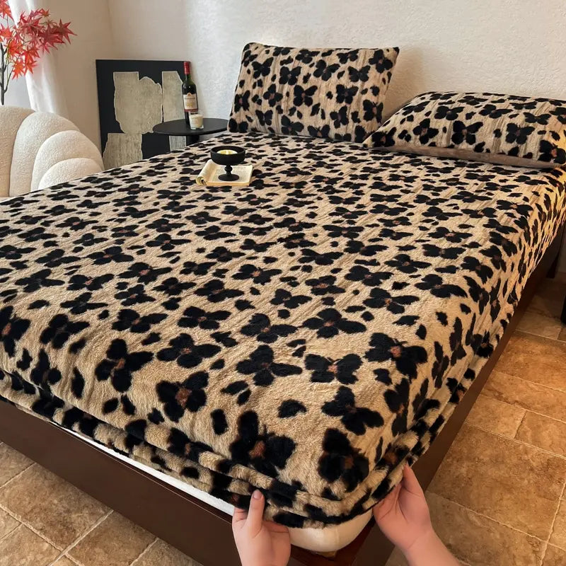 Faux Rabbit Fur Leopard Print Fitted Sheet 3-Piece Set, Bedding Sheets, Bedsheet Sets, Bedding Set – Soft & Warm Solid Color Bedding, Set (Includes 1 Fitted Sheet + 1/2 Pillowcases), All-Season, Bedroom, Dorm, Sofa, Christmas Gift
