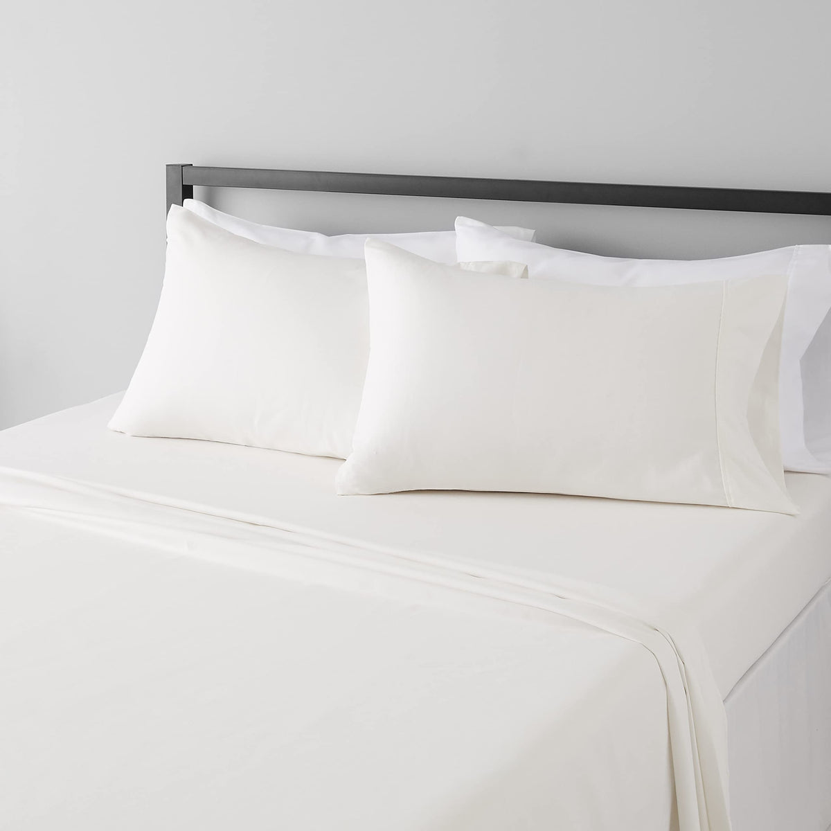 Amazon Basics Lightweight Super Soft Easy Care Wrinkle-Free Breathable Brushed Microfiber 3-Piece Bed Sheet Set with 14-Inch Deep Pockets, Twin, Dark Gray, Solid