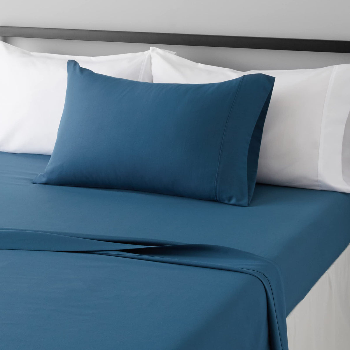 Amazon Basics Lightweight Super Soft Easy Care Wrinkle-Free Breathable Brushed Microfiber 3-Piece Bed Sheet Set with 14-Inch Deep Pockets, Twin, Dark Gray, Solid
