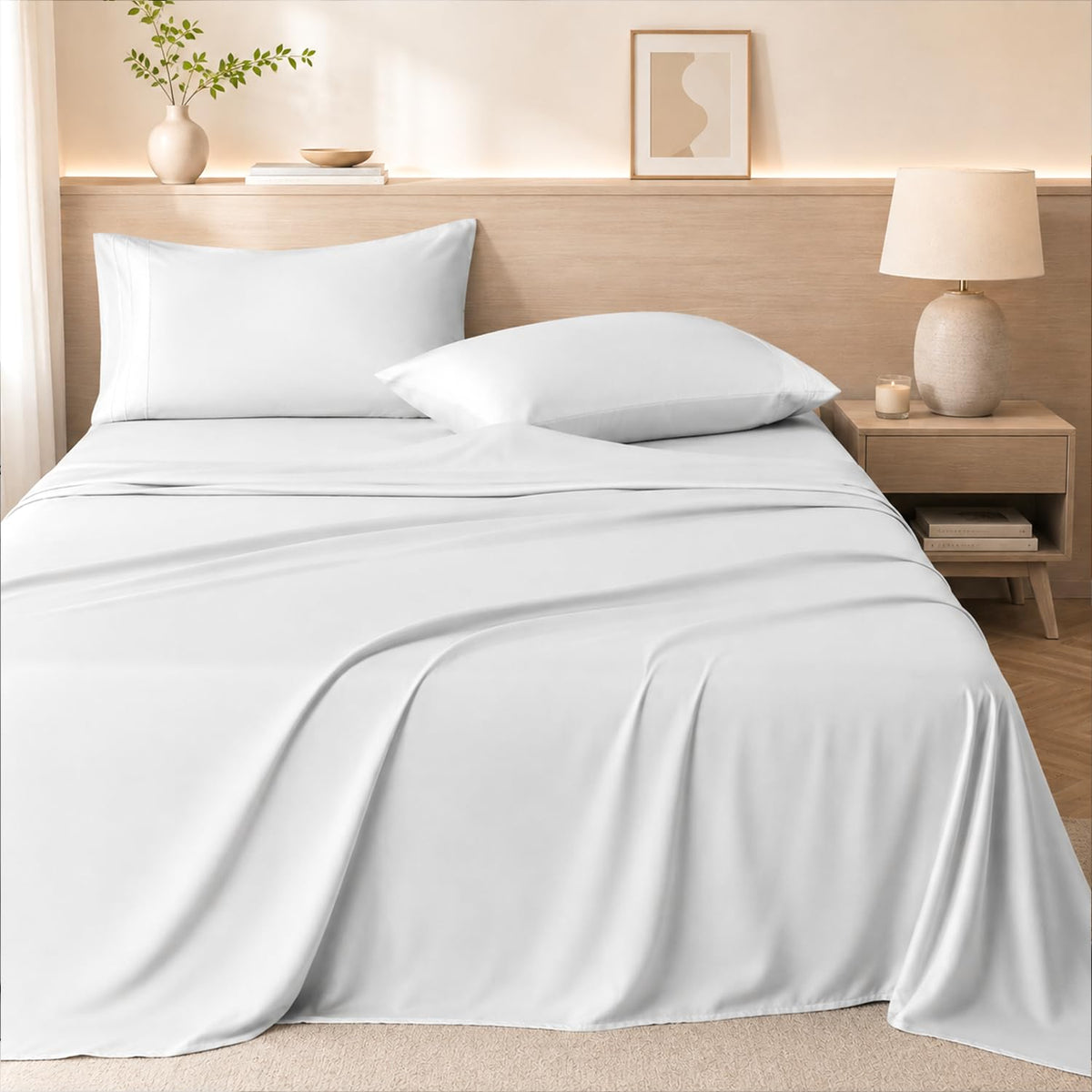 ROSE&RISY White Queen Sheet Set, 4 Pieces Soft Bedding Queen Sheet Set, Breathable and Cooling Sheets, Deep Pocket with 1 Fitted, 1 Flat, 2 Pillow Cases (White, Queen Size)