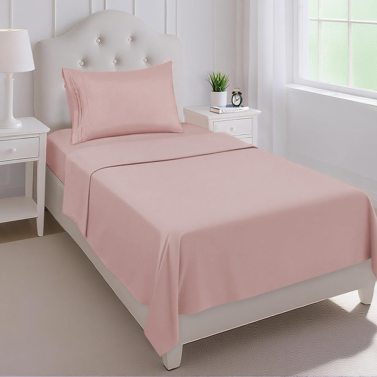 Mejoroom Queen Size Sheet Set - Hotel Luxury 1800 Bedding Sheets & Pillowcases - Deep Pocket Fitted Sheet, Soft, Breathable, Wrinkle & Fade Resistant - 4 Piece (Queen, Blush Pink)