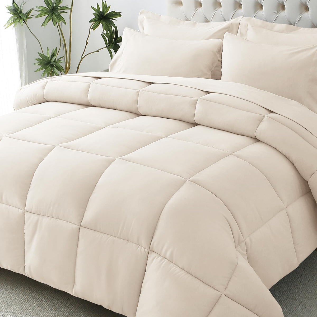 JOLLYVOGUE Queen Comforter Set, Ultra-Soft Bed in a Bag Queen Size 7 Pieces, Oeko-TEX Certified Bedding Set with Down Alternative Comforter, Sheets, Pillowcases & Shams, Black