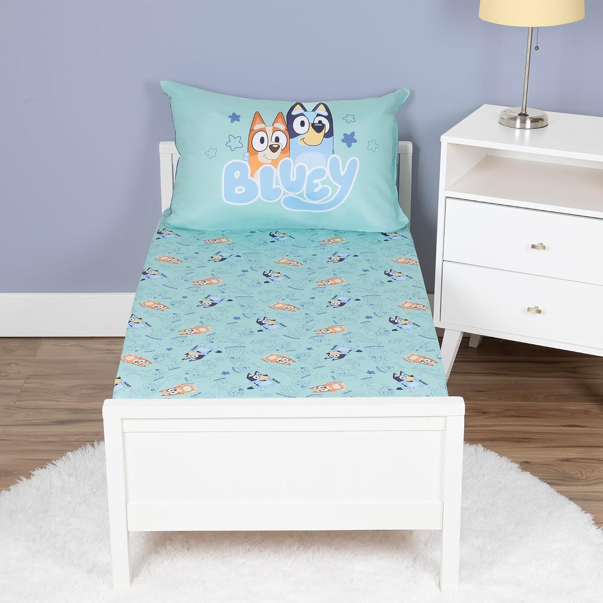 Bluey Sheet Set - Fits Toddler Bed or Crib Mattress - Fitted Sheet and Pillow Case, Green