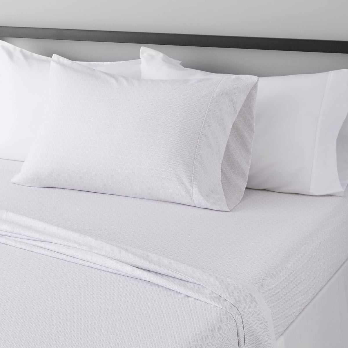 Amazon Basics Lightweight Super Soft Easy Care Wrinkle-Free Breathable Brushed Microfiber 3-Piece Bed Sheet Set with 14-Inch Deep Pockets, Twin, Dark Gray, Solid
