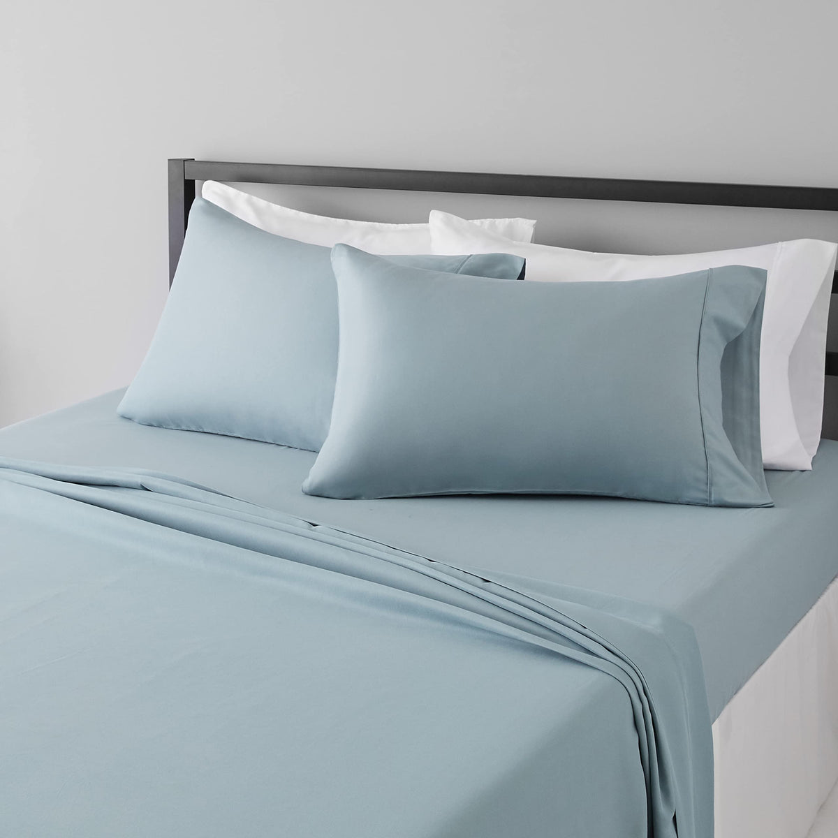 Amazon Basics Lightweight Super Soft Easy Care Wrinkle-Free Breathable Brushed Microfiber 3-Piece Bed Sheet Set with 14-Inch Deep Pockets, Twin, Dark Gray, Solid