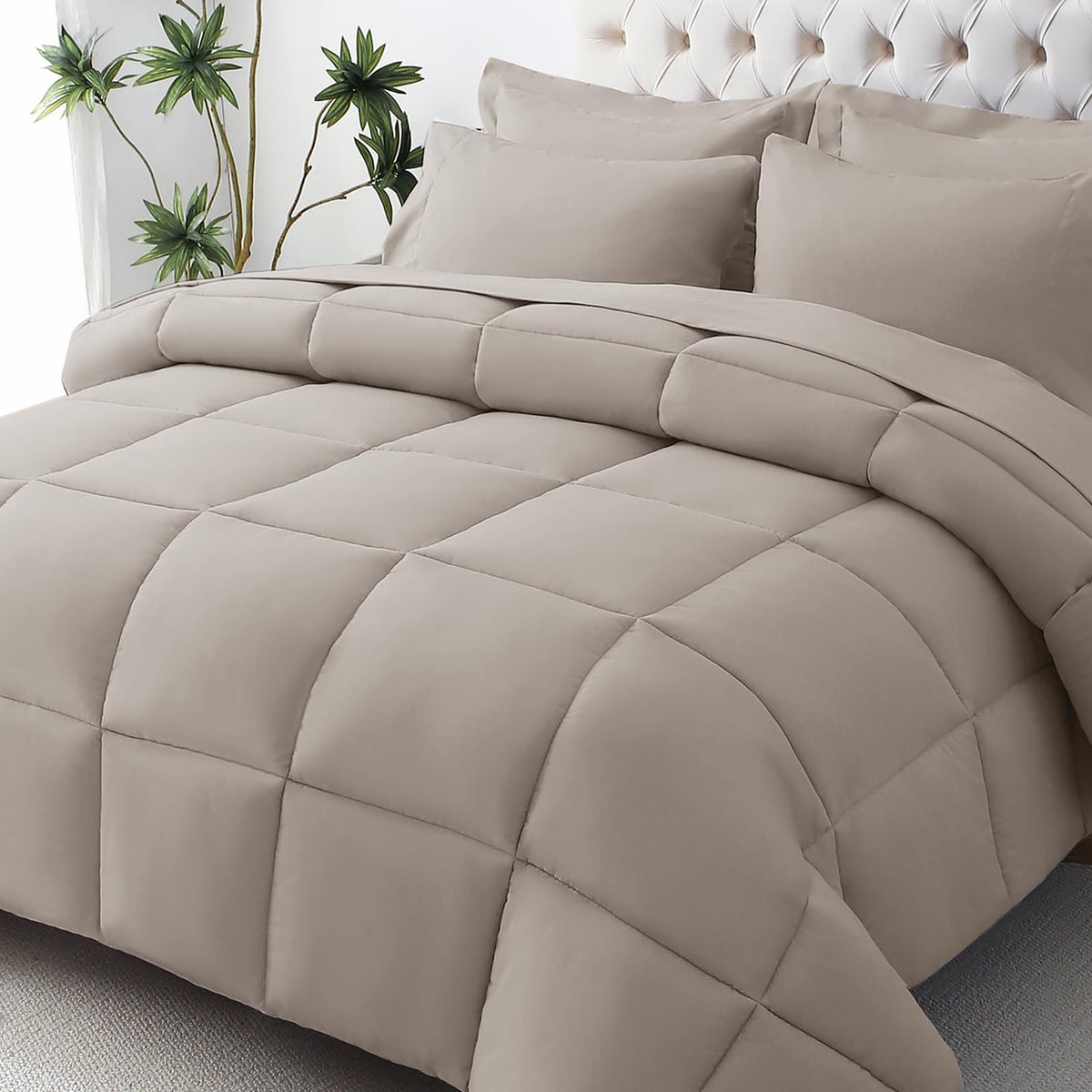 JOLLYVOGUE Queen Comforter Set, Ultra-Soft Bed in a Bag Queen Size 7 Pieces, Oeko-TEX Certified Bedding Set with Down Alternative Comforter, Sheets, Pillowcases & Shams, Black