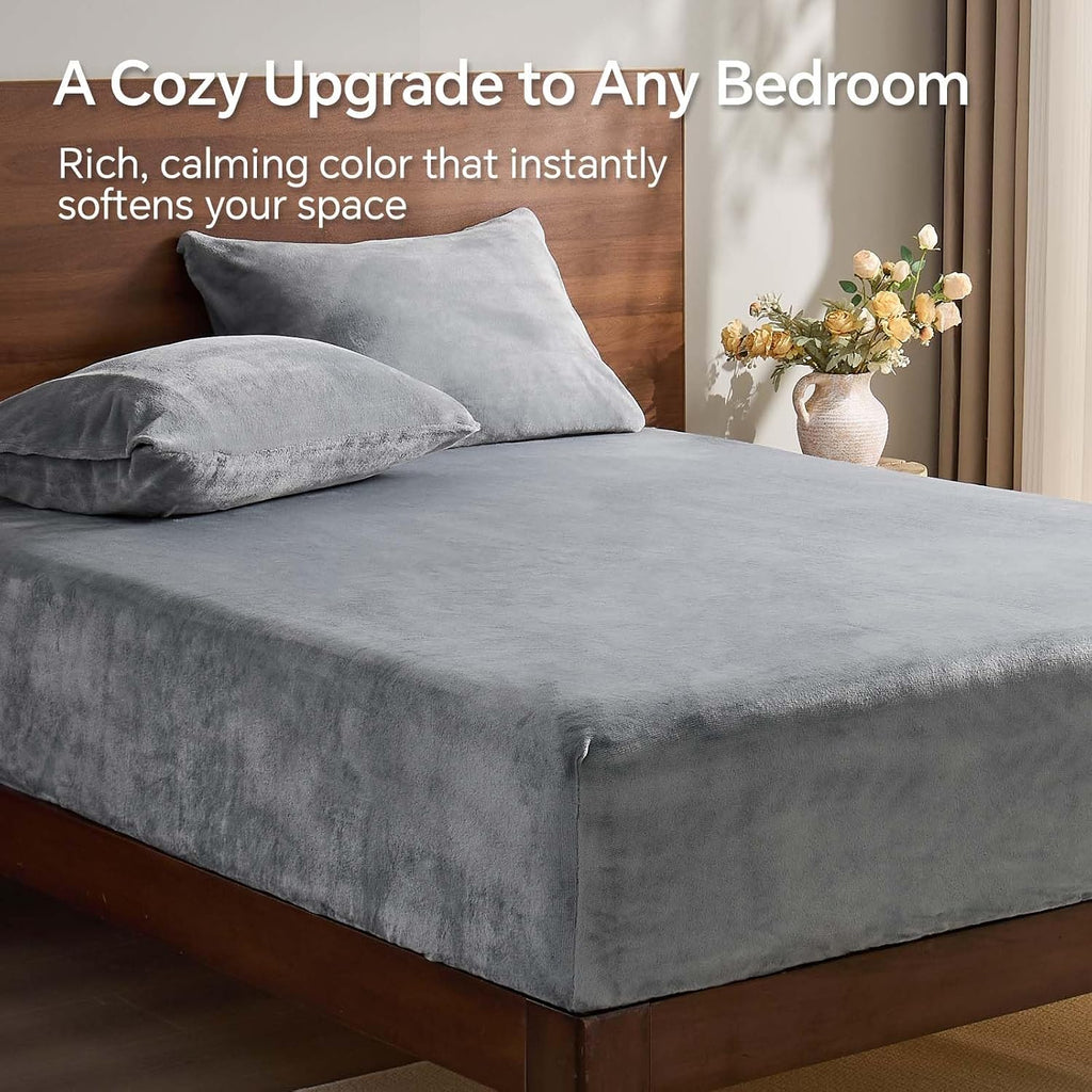 BEDELITE Fleece Queen Fitted Sheet & Pillowcases Set, Grey, 3 Pieces