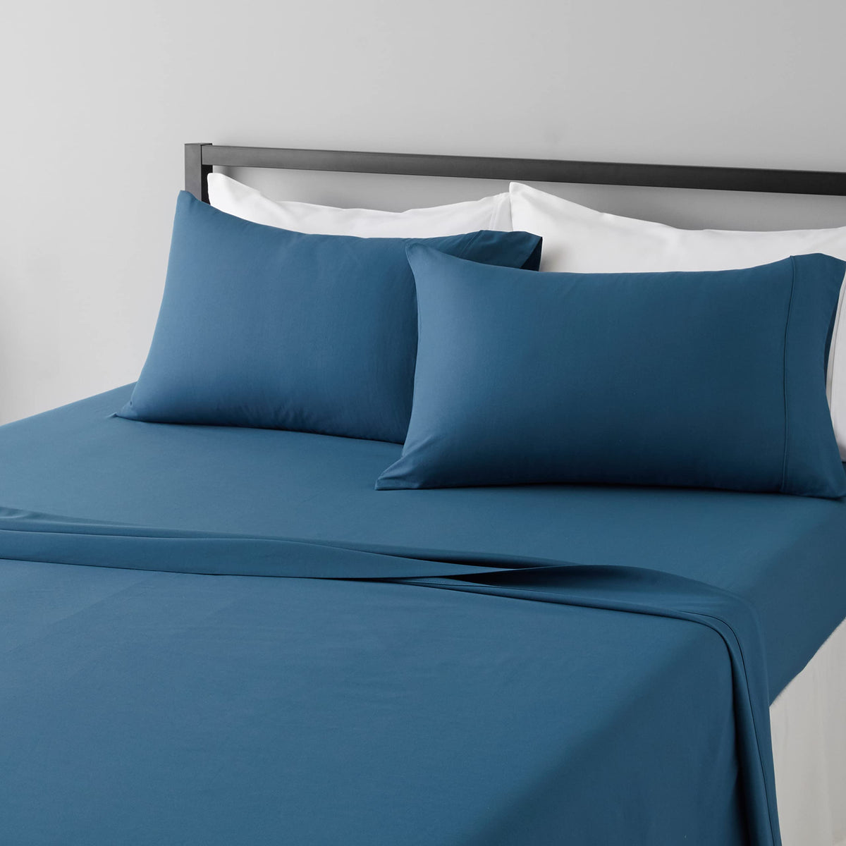 Amazon Basics Lightweight Super Soft Easy Care Wrinkle-Free Breathable Brushed Microfiber 3-Piece Bed Sheet Set with 14-Inch Deep Pockets, Twin, Dark Gray, Solid