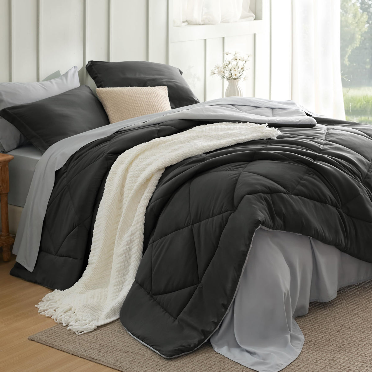 Bedsure Queen Bed in a Bag Reversible Bed Set 7 Pieces Grey/Light Grey