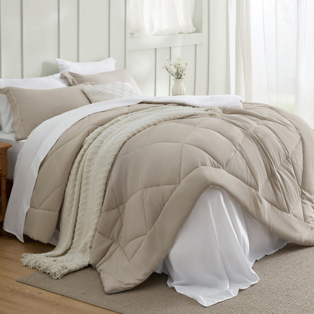 Bedsure Queen Bed in a Bag Reversible Bed Set 7 Pieces Grey/Light Grey