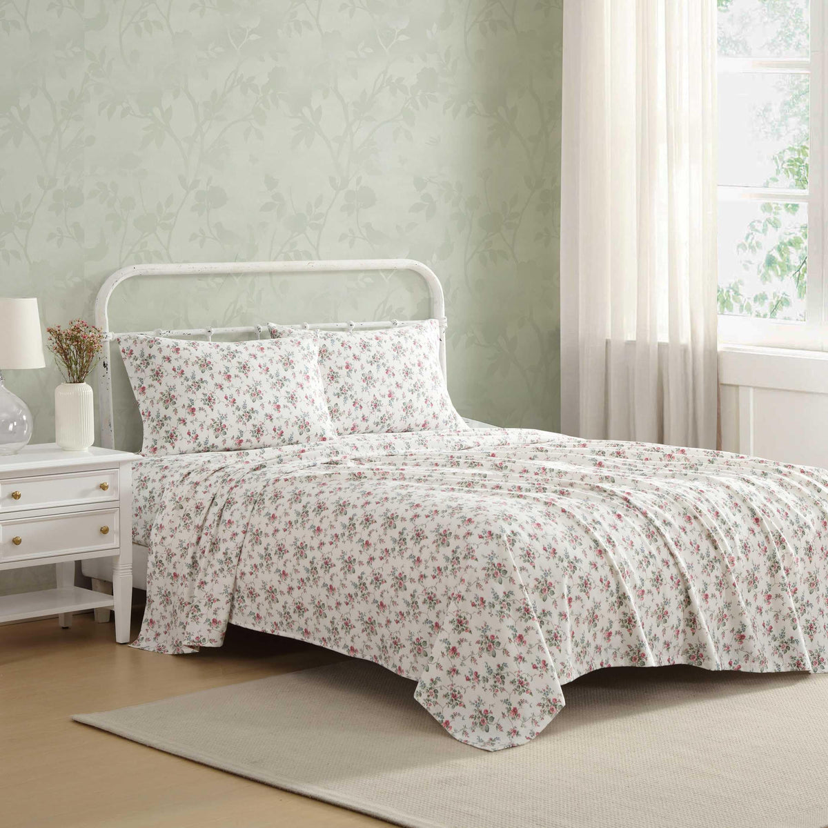 Laura Ashley - Twin Sheet Set with Fitted Sheet & Pillowcase