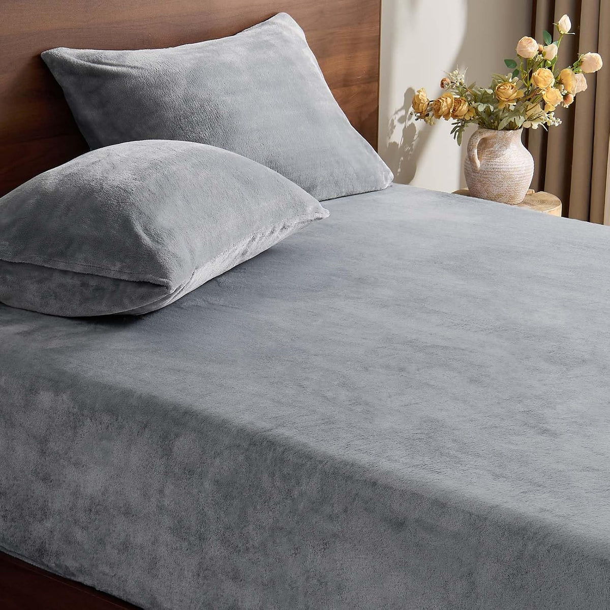 BEDELITE Fleece Queen Fitted Sheet & Pillowcases Set, Grey, 3 Pieces