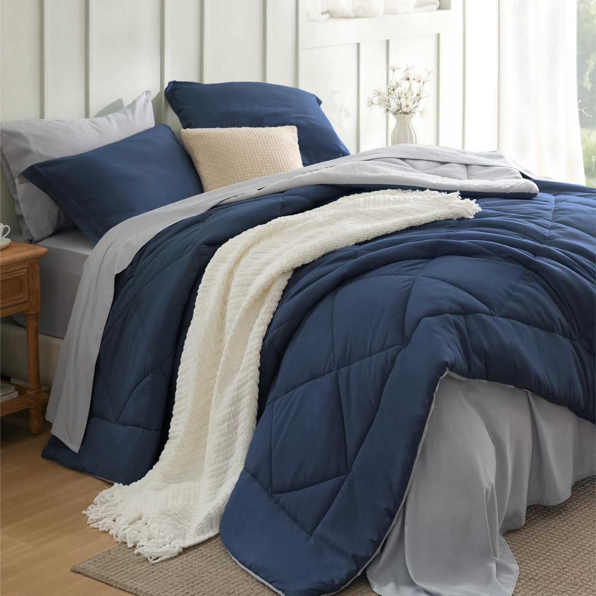 Bedsure Queen Bed in a Bag Reversible Bed Set 7 Pieces Grey/Light Grey