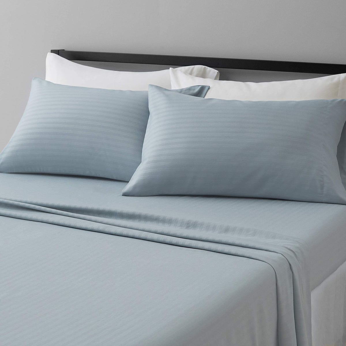 Amazon Basics Lightweight Super Soft Easy Care Wrinkle-Free Breathable Brushed Microfiber 3-Piece Bed Sheet Set with 14-Inch Deep Pockets, Twin, Dark Gray, Solid