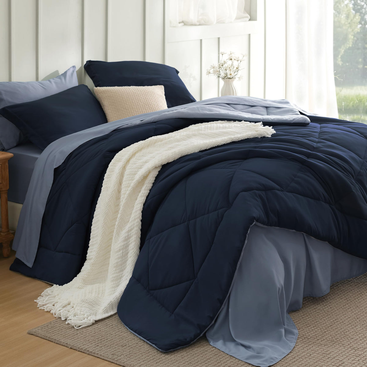 Bedsure Queen Bed in a Bag Reversible Bed Set 7 Pieces Grey/Light Grey