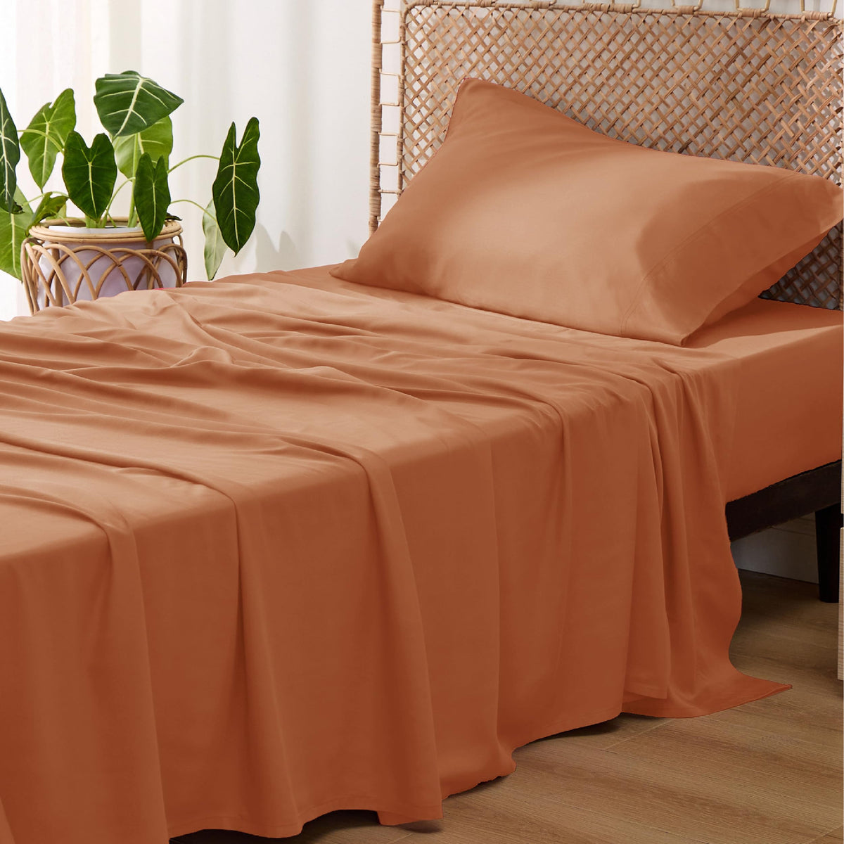 Bedsure PureWoven 100% Rayon Derived from Bamboo, Queen Sheets, 4 Pieces