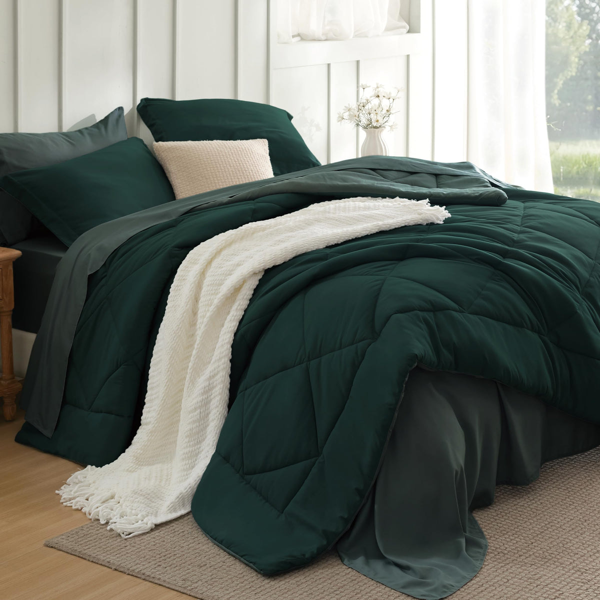 Bedsure Queen Bed in a Bag Reversible Bed Set 7 Pieces Grey/Light Grey