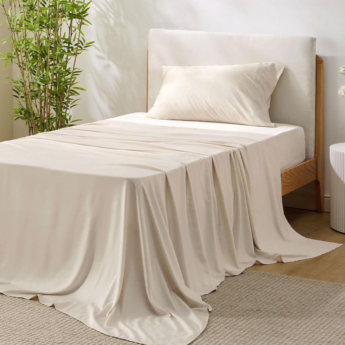 Bedsure PureWoven 100% Rayon Derived from Bamboo, Queen Sheets, 4 Pieces
