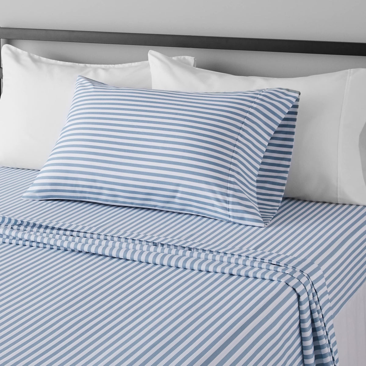 Amazon Basics Lightweight Super Soft Easy Care Wrinkle-Free Breathable Brushed Microfiber 3-Piece Bed Sheet Set with 14-Inch Deep Pockets, Twin, Dark Gray, Solid