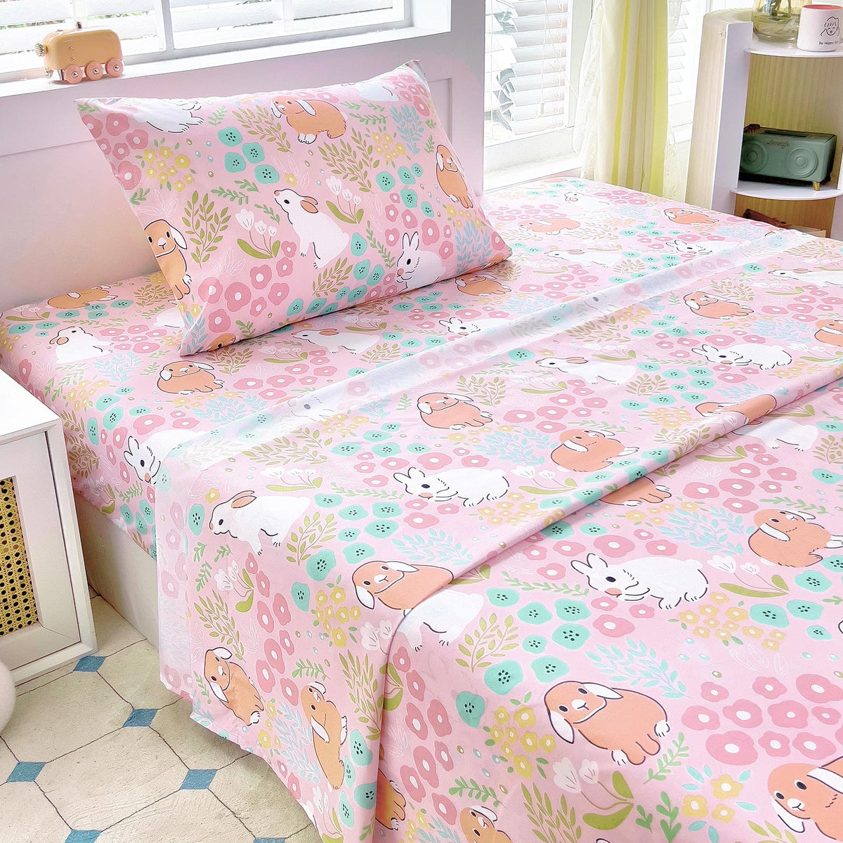 Full Sheet Set Kids - Pink Check 4 Pieces Soft Microfiber Cartoon Style Bedsheets for Boys Girls Teens, Oeko TEX Breathable 15 Inch Deep Pocket Sheets(Pink Bow)