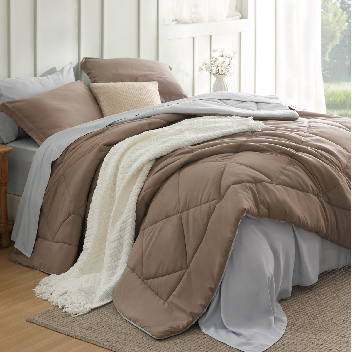 Bedsure Queen Bed in a Bag Reversible Bed Set 7 Pieces Grey/Light Grey