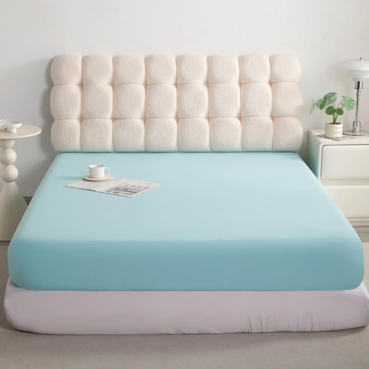 NTBAY Fitted Bed Sheet - Deep Pocket Fit Soft Comfy Bedding, Brushed Microfiber Breathable Wrinkle-Free Cover, All-Around Elastic Stays in Place, No Shrink, Chlorine-Free Bleach Safe, Tumble Dry Low, Oeko-Tex Certified