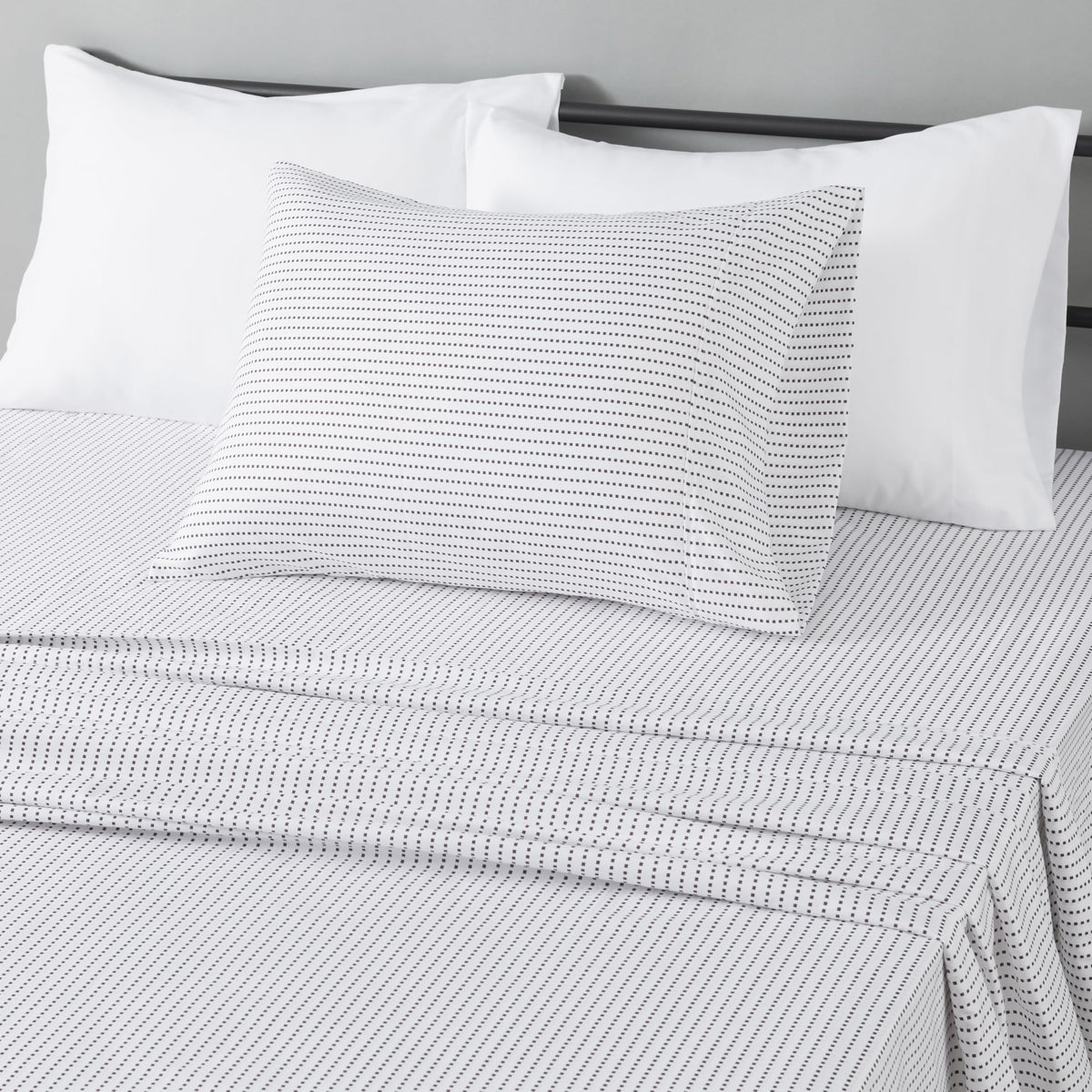 Amazon Basics Lightweight Super Soft Easy Care Wrinkle-Free Breathable Brushed Microfiber 3-Piece Bed Sheet Set with 14-Inch Deep Pockets, Twin, Dark Gray, Solid
