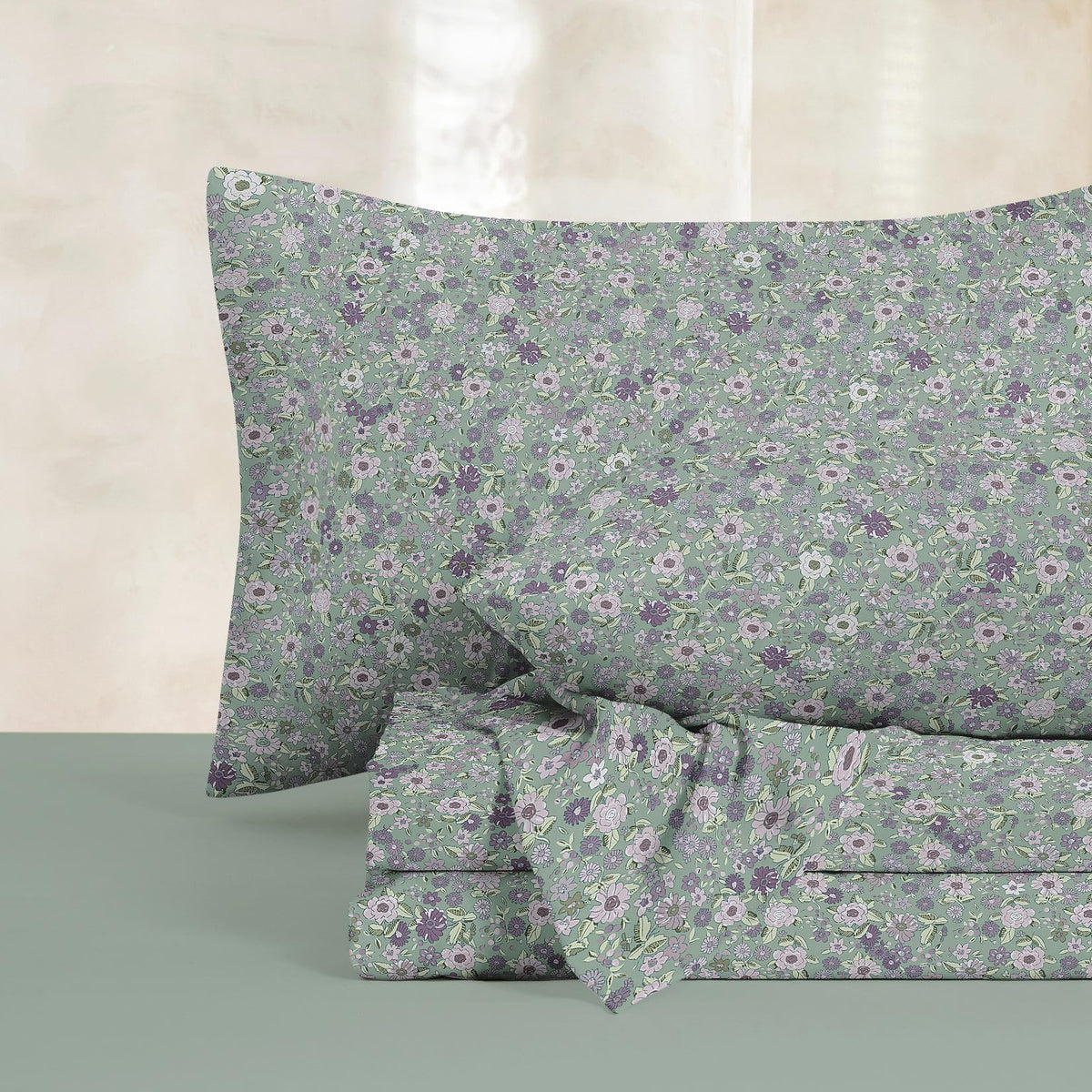 Wake In Cloud - Floral Bed Sheets, 4-Piece Sheet Set, Shabby Chic Flower Pattern Printed Country Coquette Cottage Aesthetic Bedding, Deep Pocket, Olive Green, King Size
