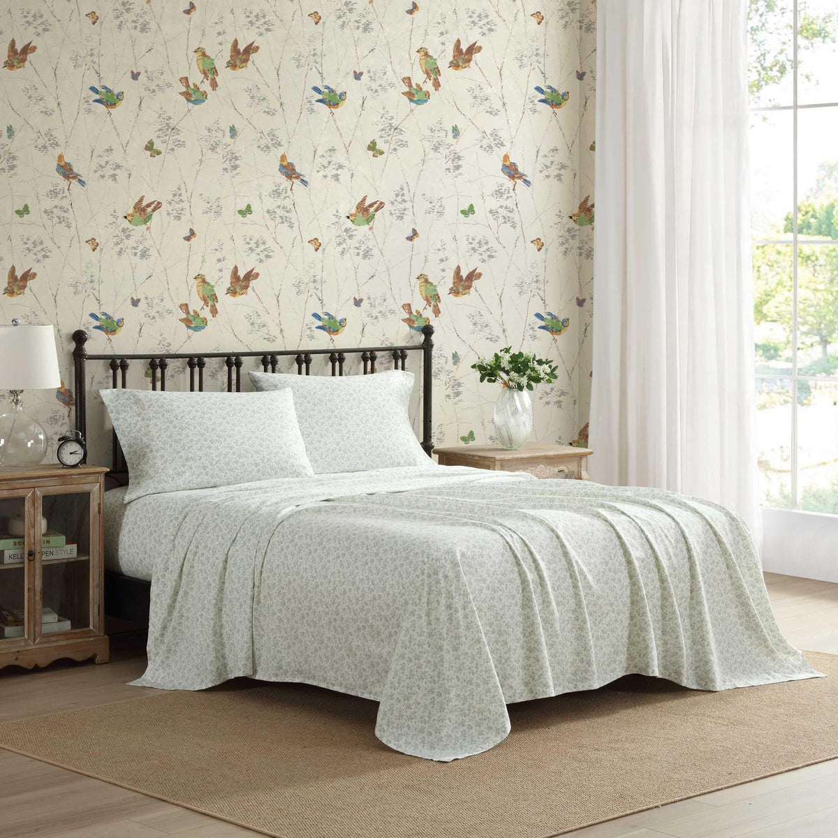 Laura Ashley - Twin Sheet Set with Fitted Sheet & Pillowcase