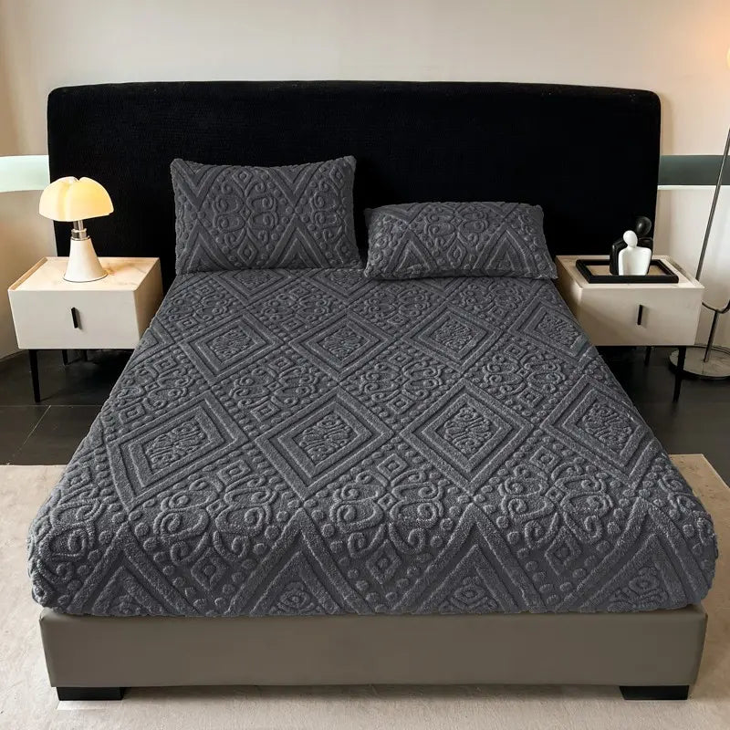 2/3pcs Solid Color Milk Velvet Fitted Sheet Mattress Cover Set, Ultra Soft Warm Bed Cover with 1/2 Pillowcases, Skin-Friendly Dustproof Breathable Sheets Polyester Bedding Set for Bedroom, Hotel & Guest Room, Bed Linens