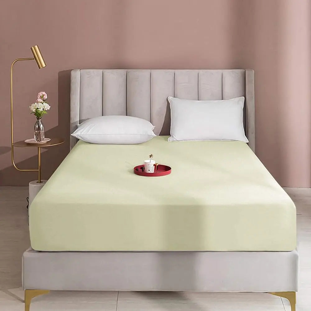 NTBAY Fitted Bed Sheet - Deep Pocket Fit Soft Comfy Bedding, Brushed Microfiber Breathable Wrinkle-Free Cover, All-Around Elastic Stays in Place, No Shrink, Chlorine-Free Bleach Safe, Tumble Dry Low, Oeko-Tex Certified